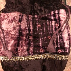 LAILA ROWE VELVET BAG BRAND NEW FROM NEW YORK BURGUNDY PINK FLOWERS